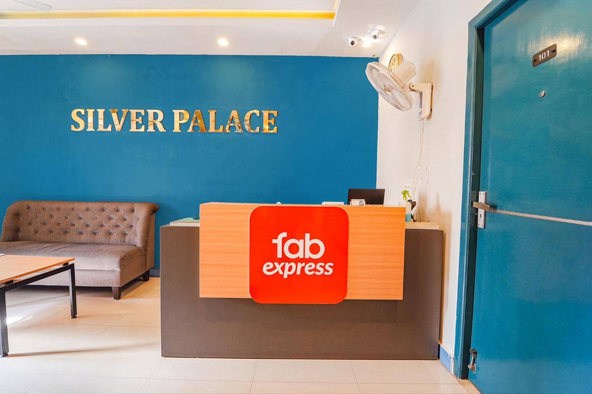 Fabexpress Silver Palace Chennai Exterior foto