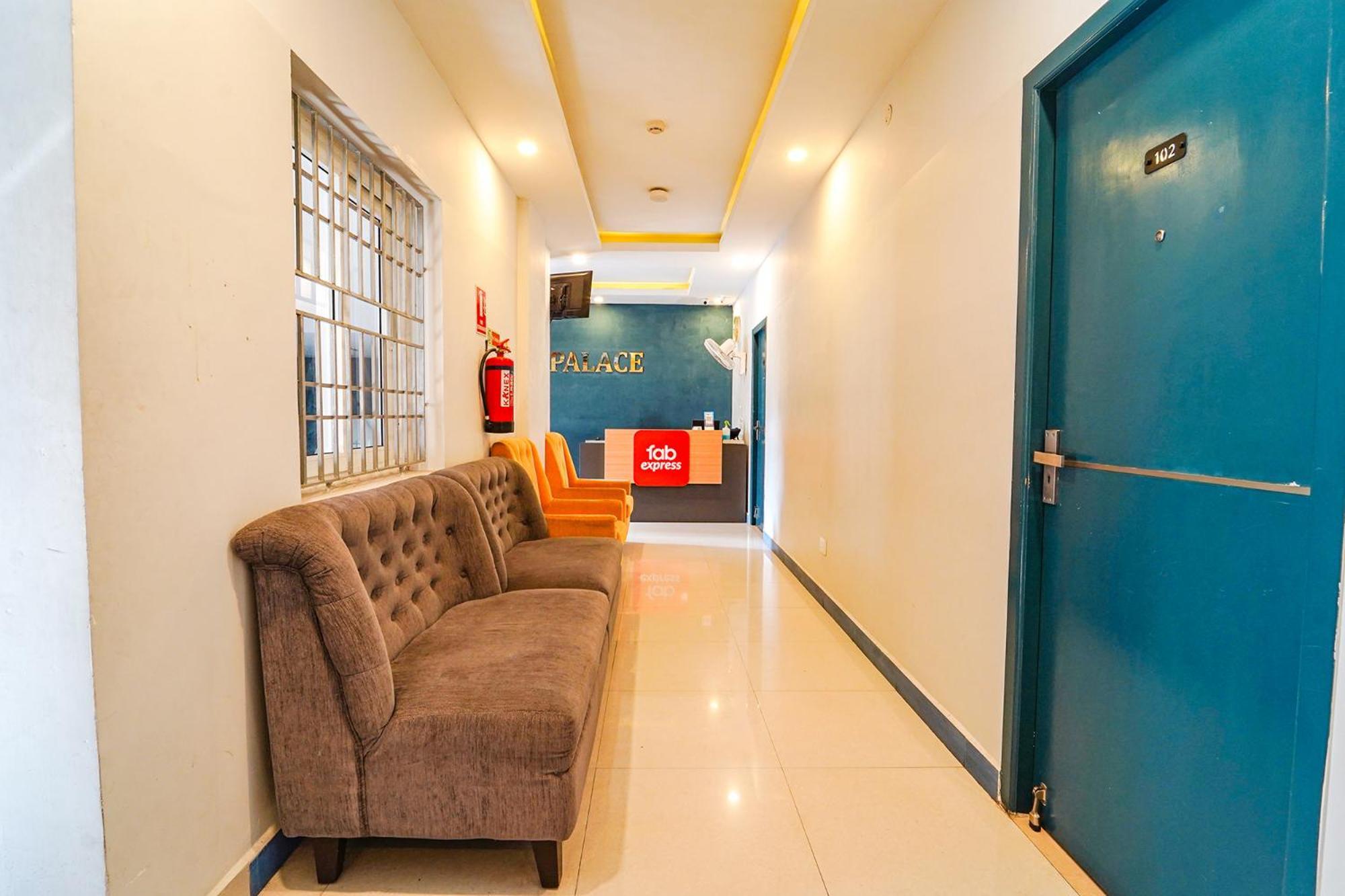 Fabexpress Silver Palace Chennai Exterior foto